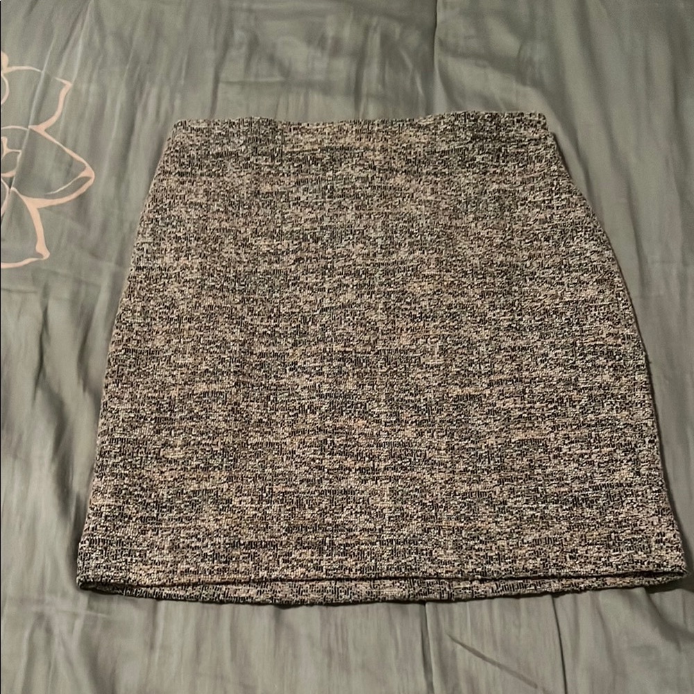 Women's Tweed Skirt - Black and Beige